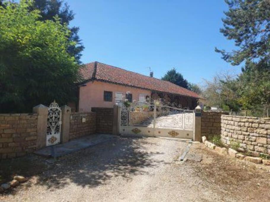 Studio3 Spacieux 1A4 Pers Marboz Экстерьер фото